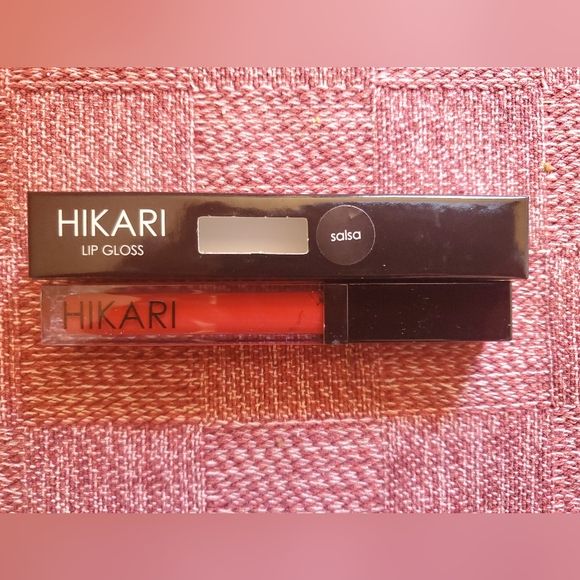 NIB Hikari lip gloss in Salsa - Picture 1 of 5
